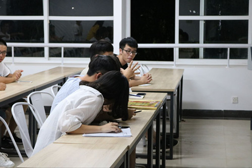 图片二_副本.jpg 图片二_副本.jpg